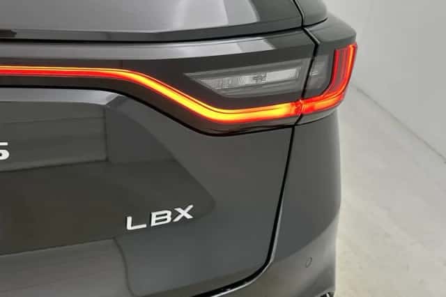 Lexus LBX (2026) thumbnail 31