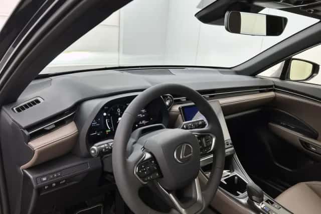 Lexus LBX (2026) thumbnail 32