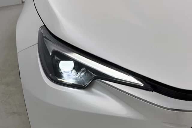 Lexus LBX (2024) thumbnail 28