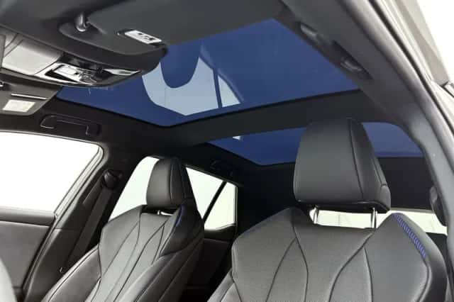 Lexus RZ (2026) thumbnail 4