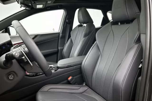 Lexus NX (2026) thumbnail 15