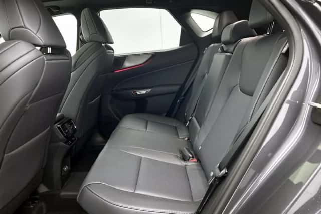 Lexus NX (2026) thumbnail 16