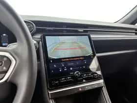 Lexus LBX (2024) thumbnail 8