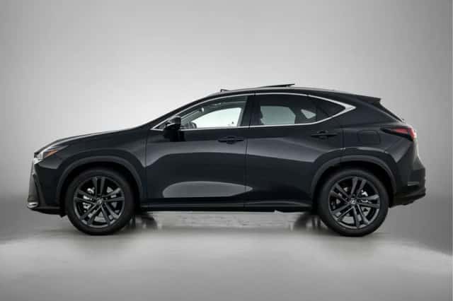 Lexus NX (2026) thumbnail 3
