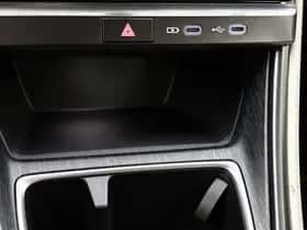 Lexus LBX (2024) thumbnail 24