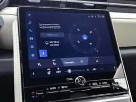 Lexus LBX (2024) thumbnail 7