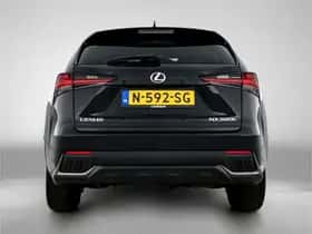Lexus NX (2018) thumbnail 22