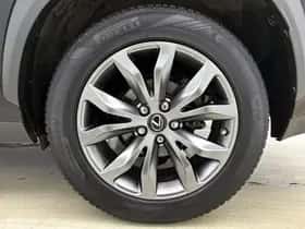 Lexus NX (2018) thumbnail 24