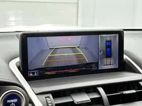 Lexus NX (2018) thumbnail 9