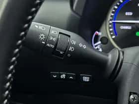 Lexus NX (2021) thumbnail 25