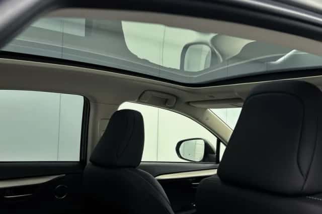 Lexus NX (2021) thumbnail 28