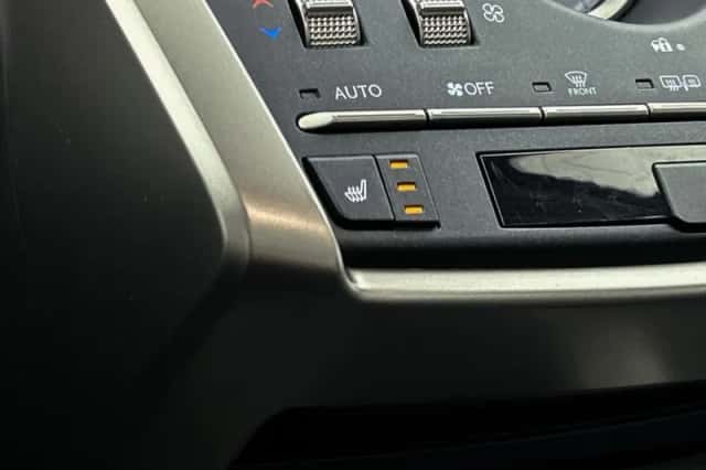 Lexus NX (2021) thumbnail 40
