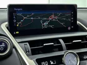 Lexus NX (2021) thumbnail 9