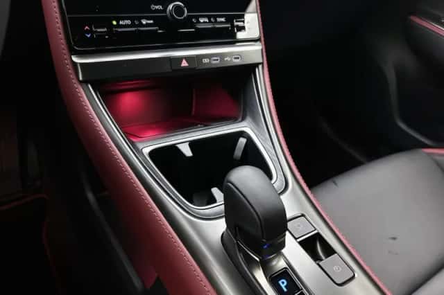 Lexus LBX (2026) thumbnail 12