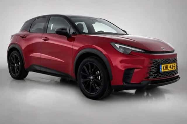 Lexus LBX (2026) thumbnail 13