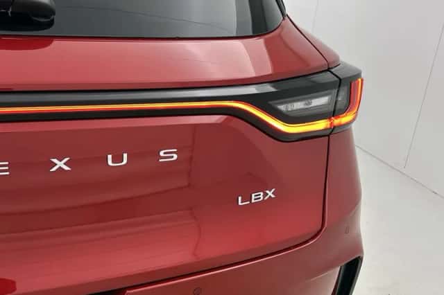 Lexus LBX (2026) thumbnail 28