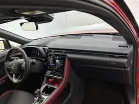 Lexus LBX (2026) thumbnail 6