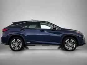 Lexus RX (2018) thumbnail 12