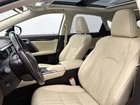Lexus RX (2018) thumbnail 16