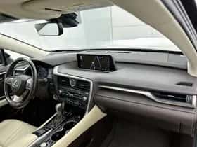 Lexus RX (2018) thumbnail 7