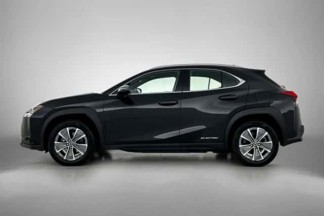 Lexus UX (2020) thumbnail 3