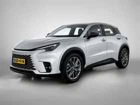 Lexus LBX (2024)