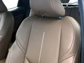 Lexus LBX (2024) thumbnail 33
