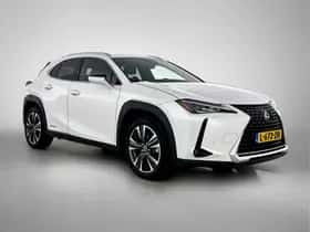 Lexus UX (2020) thumbnail 12