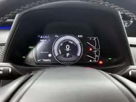 Lexus UX (2020) thumbnail 5