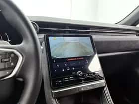 Lexus LBX (2024) thumbnail 8