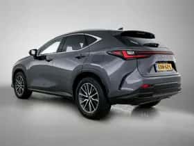 Lexus NX (2022) thumbnail 13