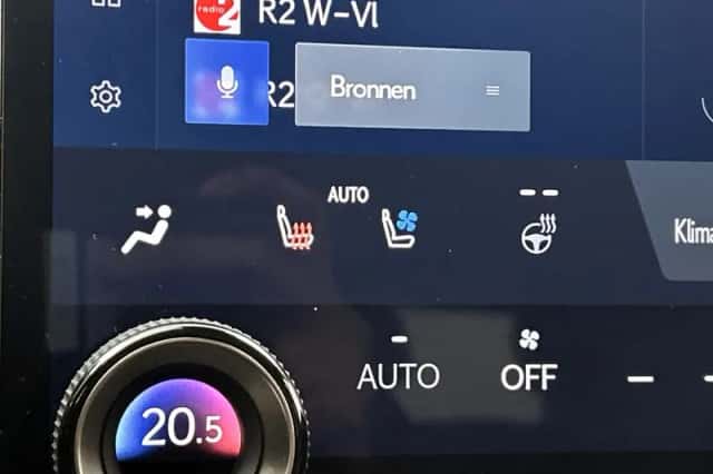 Lexus NX (2022) thumbnail 18