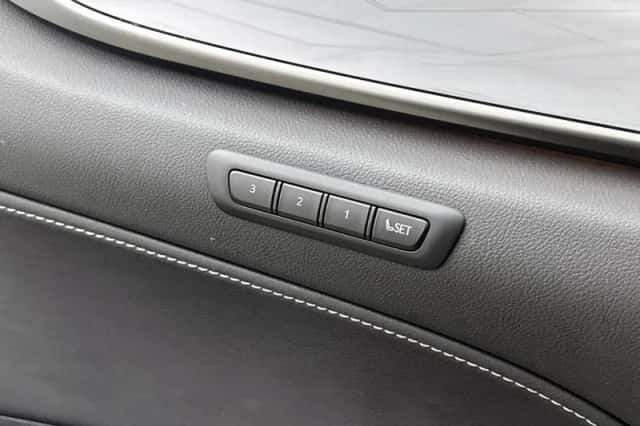 Lexus NX (2022) thumbnail 24