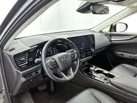 Lexus NX (2022) thumbnail 35