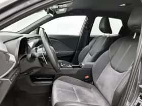 Lexus LBX (2025) thumbnail 15