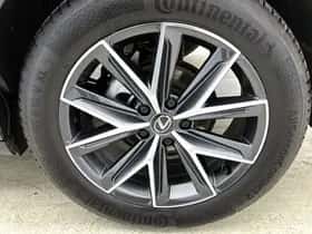 Lexus LBX (2025) thumbnail 22