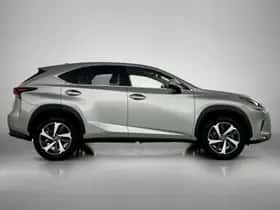 Lexus NX (2021) thumbnail 12