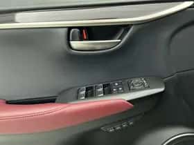 Lexus NX (2021) thumbnail 24