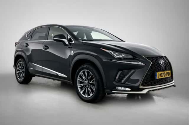 Lexus NX (2020) thumbnail 13