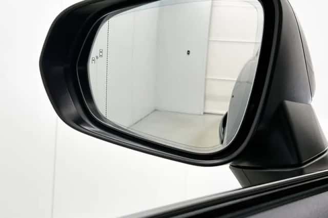 Lexus NX (2020) thumbnail 38