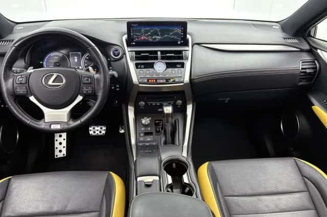 Lexus NX (2020) thumbnail 5