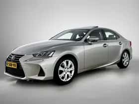 Lexus IS (2021)