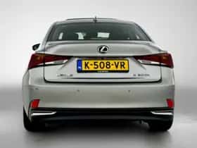 Lexus IS (2021) thumbnail 23