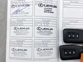 Lexus IS (2021) thumbnail 35