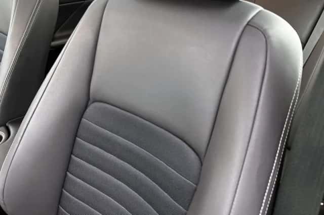 Lexus IS (2021) thumbnail 37
