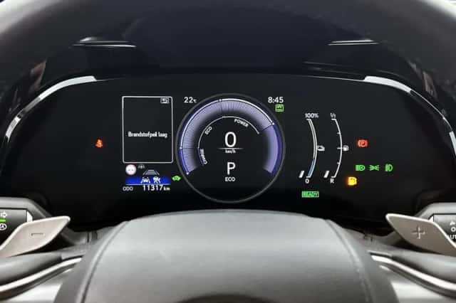 Lexus NX (2025) thumbnail 5