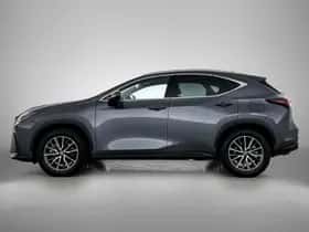 Lexus NX (2025) thumbnail 3