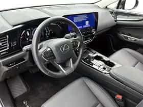 Lexus NX (2025) thumbnail 33