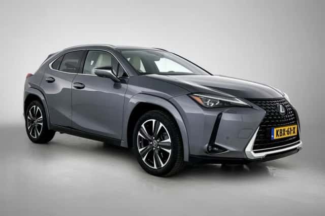 Lexus UX (2019) thumbnail 12