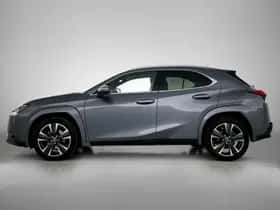 Lexus UX (2019) thumbnail 3